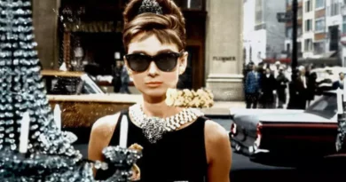 Audrey Hepburn in the movie Breakfast At Tiffany's